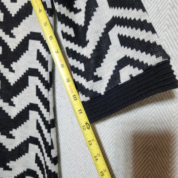 Johnathan Martin Sweater Dress Small Black and White Chevron Knit Dress - Picture 5 of 9